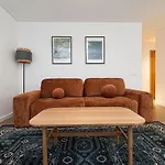 Stylish & Comfortable 1-Bedroom Apartment In Vilnius Old Town By Urban Rent